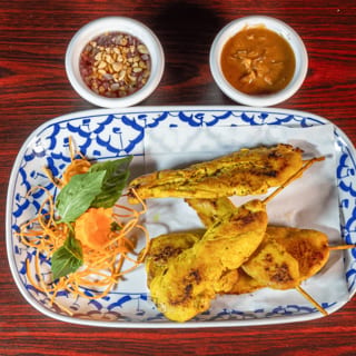 Chicken Satay (4 Pieces)